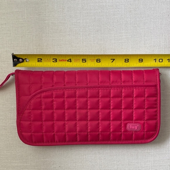 LUG Tango Quilted Pink Travel Wallet - Picture 7 of 9